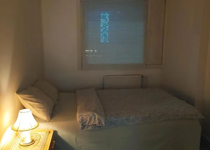 Kivimiehenkatu 4 アパート *